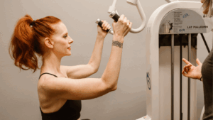 Training ab 40, Training ab 50, Krafttraining in den Wechseljahren, Longevity, Wechseljahre, Fitness ab 40, Muskelaufbau, Krafttraining,